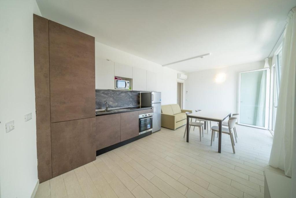 Sabbia & Mare Aparthotel Rosolina Mare Bagian luar foto