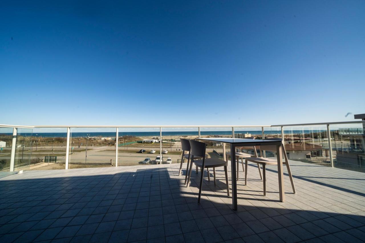 Sabbia & Mare Aparthotel Rosolina Mare Bagian luar foto