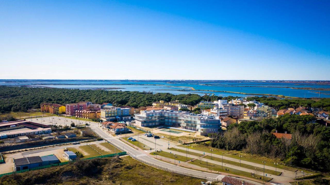 Sabbia & Mare Aparthotel Rosolina Mare Bagian luar foto