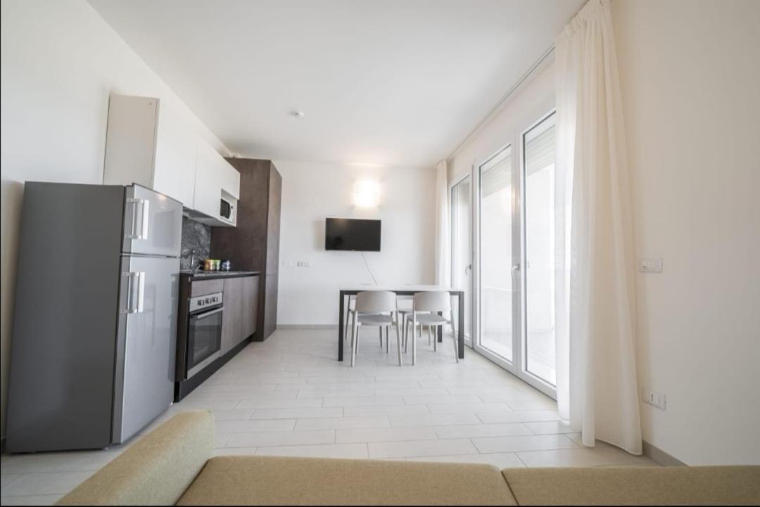 Sabbia & Mare Aparthotel Rosolina Mare Bagian luar foto