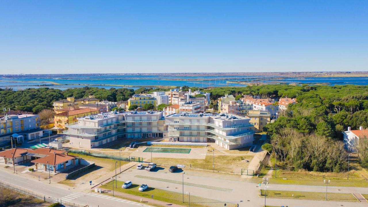 Sabbia & Mare Aparthotel Rosolina Mare Bagian luar foto